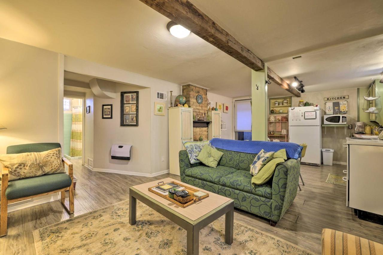 Cozy And Vintage Cedar City Apartment With Fire Pit! Bagian luar foto