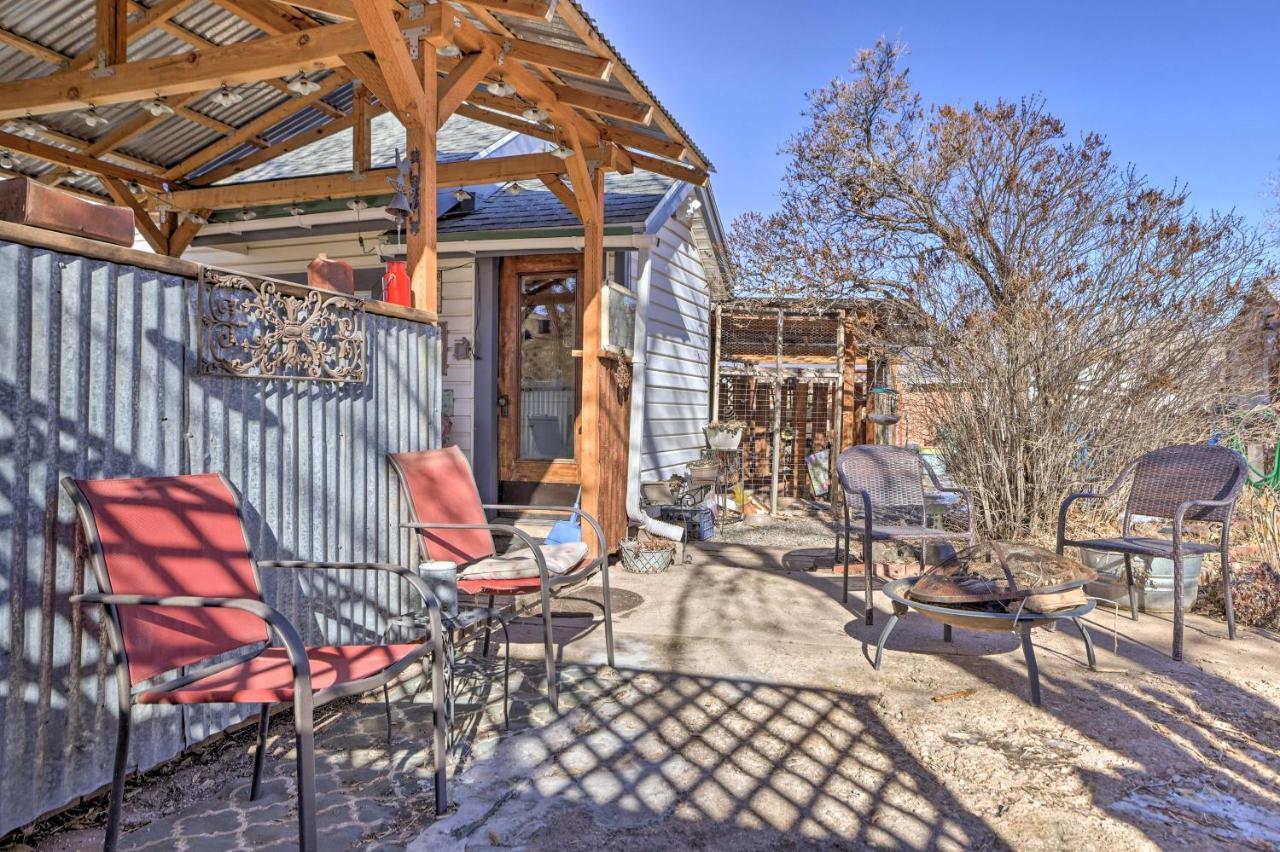 Cozy And Vintage Cedar City Apartment With Fire Pit! Bagian luar foto