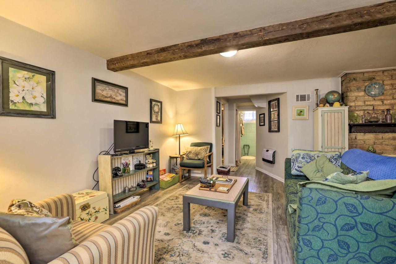 Cozy And Vintage Cedar City Apartment With Fire Pit! Bagian luar foto