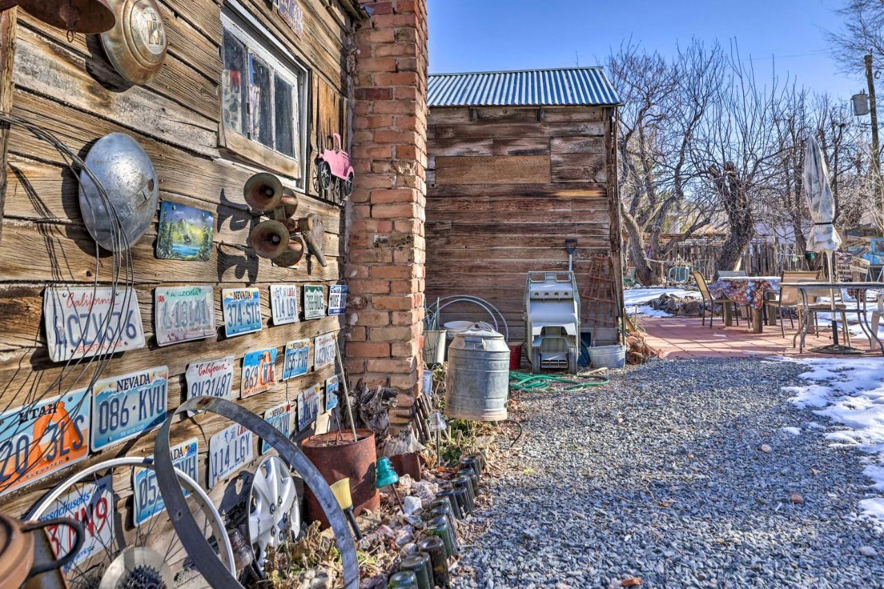 Cozy And Vintage Cedar City Apartment With Fire Pit! Bagian luar foto